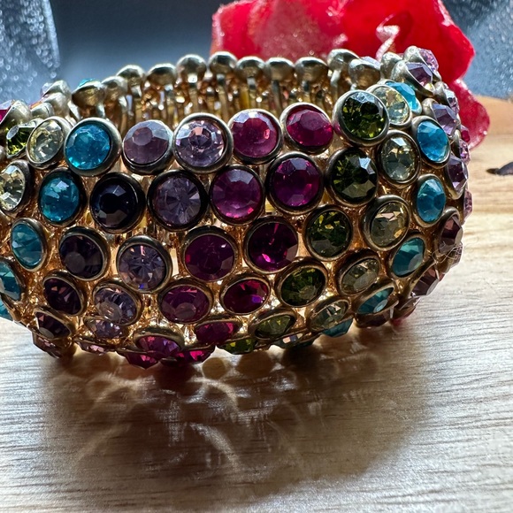 Multiple colour wide stretch bracelet - Picture 3 of 5